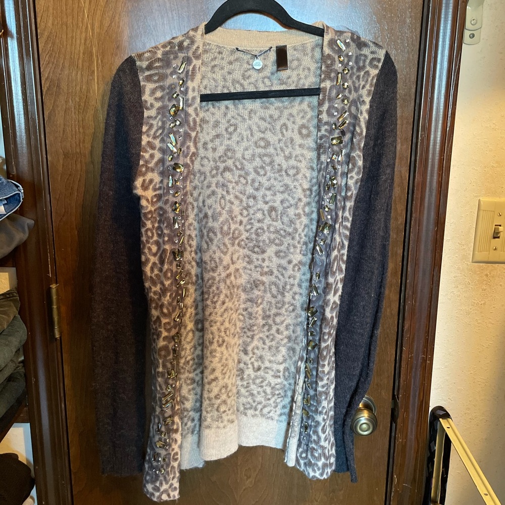 BKE Boutique leopard cardigan